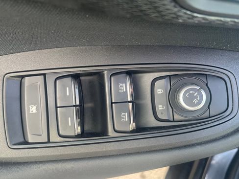 Used 2021 Subaru Outback Premium image 21