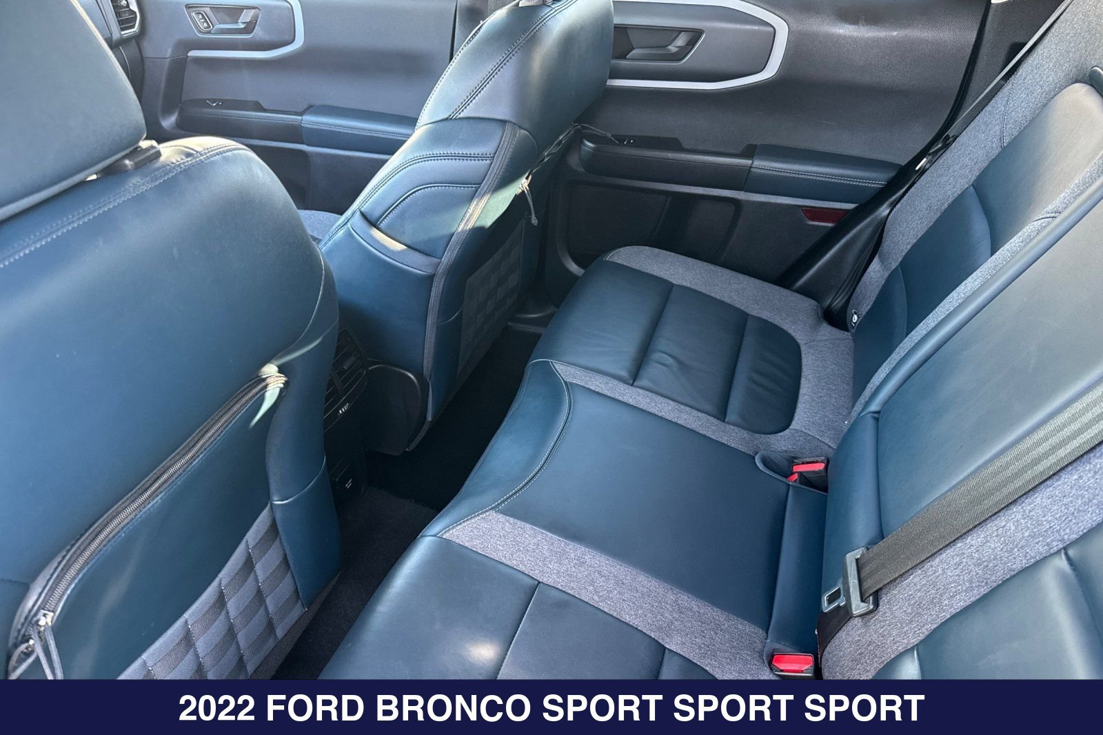 Used 2022 Ford Bronco Sport Outer Banks w/ Tech Package AWD/4WD image 13