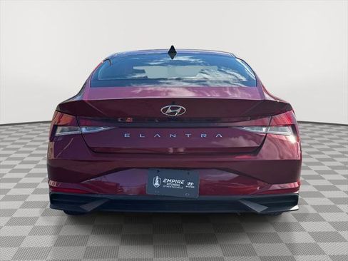 Certified 2023 Hyundai Elantra SEL image 5