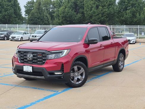 Certified 2025 Honda Ridgeline TrailSport image 2