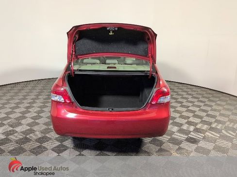Used 2009 Toyota Yaris Sedan image 9