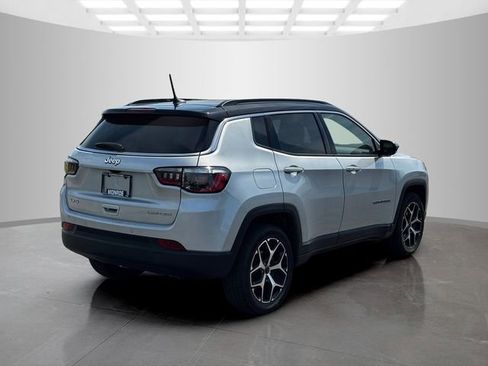 Used 2025 Jeep Compass Limited AWD/4WD image 7