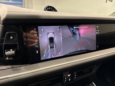 Used 2025 Porsche Cayenne GTS image 25