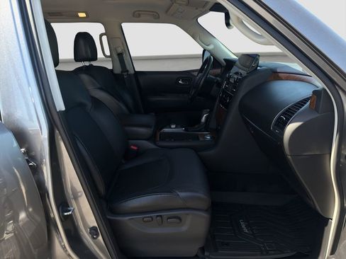 Used 2021 Nissan Armada SL w/ Captain's Chairs Package RWD image 18