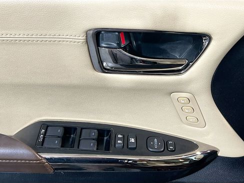 Used 2014 Toyota Avalon XLE Touring image 13