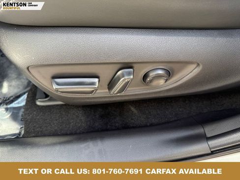 Used 2025 Toyota RAV4 XLE Premium AWD/4WD image 32