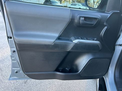 Used 2021 Toyota Tacoma SR5 image 17