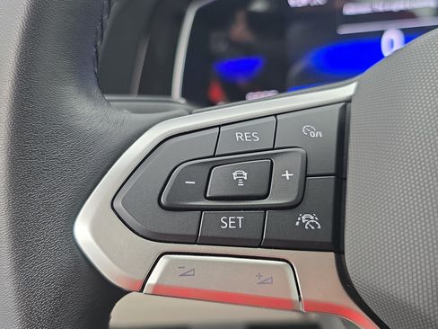 Certified 2023 Volkswagen Jetta SE FWD image 16