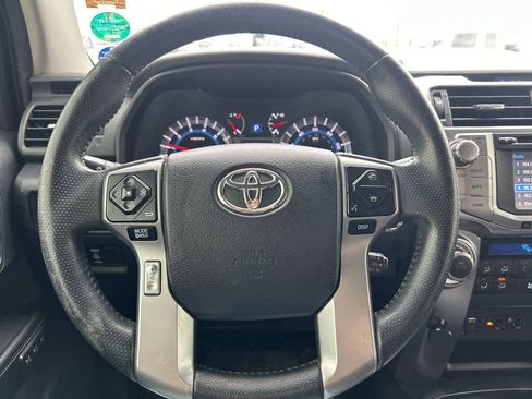 Used 2016 Toyota 4Runner Limited image 15