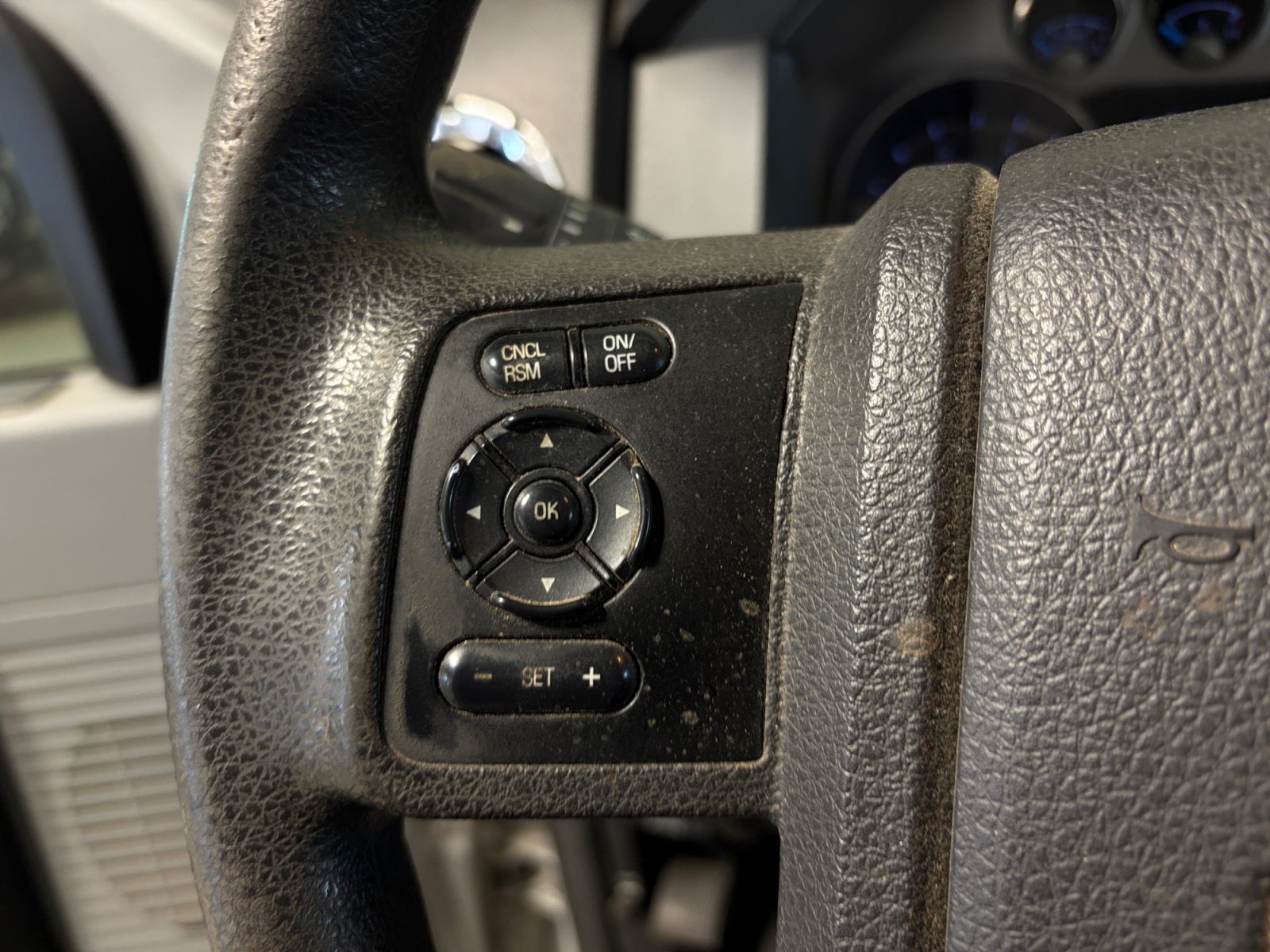 Used 2015 Ford F250 XLT w/ XLT Premium Package AWD/4WD image 20