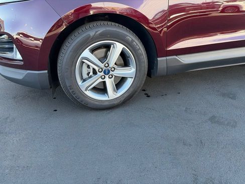 Used 2019 Ford Edge SEL w/ Equipment Group 201A AWD/4WD image 9