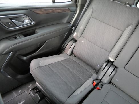 Used 2023 Chevrolet Tahoe LS image 12