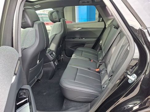 New 2026 Cadillac Optiq Luxury 1 image 7