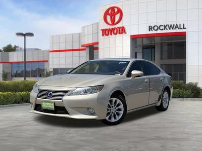 Used 2013 Lexus ES 300h w/ Luxury Pkg