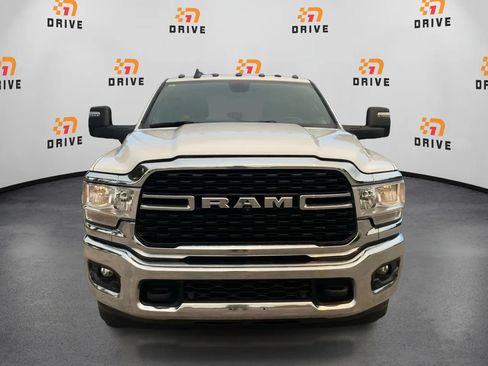 Used 2024 RAM 3500 Big Horn w/ Towing Technology Group AWD/4WD image 8