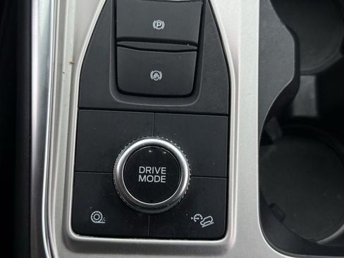 Used 2021 Ford Explorer Limited w/ Hybrid Equipment Group 310A AWD/4WD image 21