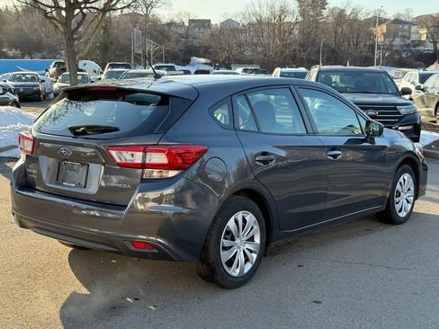 Used 2019 Subaru Impreza 2.0i image 8