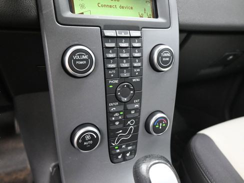 Used 2011 Volvo C30 T5 w/ Climate Pkg image 28