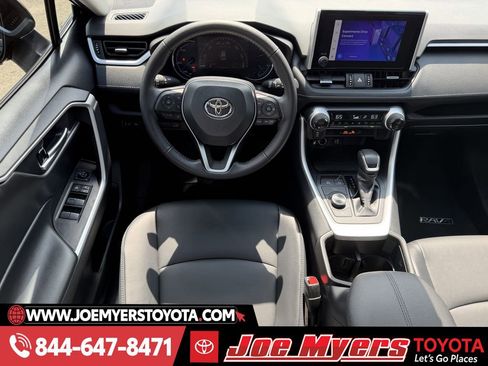 Used 2024 Toyota RAV4 XLE Premium image 14