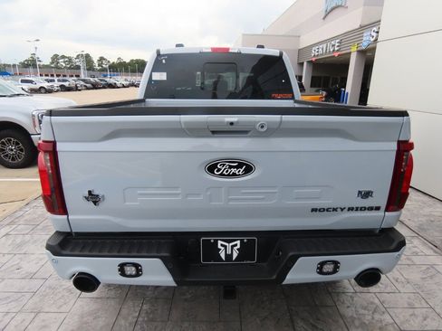 New 2025 Ford F150 XLT w/ Equipment Group 302A MID image 12