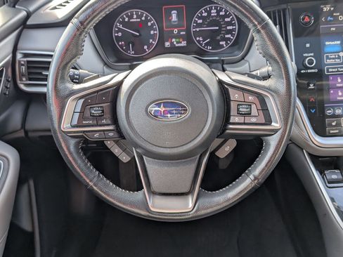 Used 2022 Subaru Outback Limited image 15