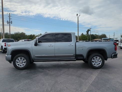 Certified 2024 Chevrolet Silverado 2500 High Country w/ Technology Package AWD/4WD image 7