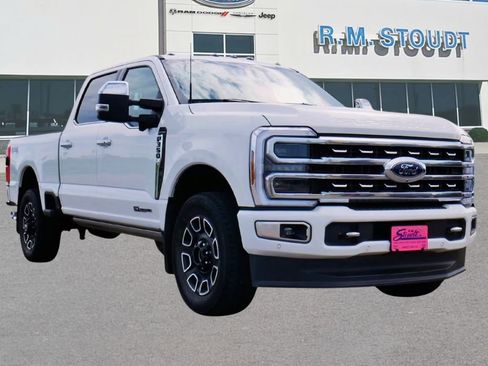 Used 2024 Ford F350 Platinum AWD/4WD image 13