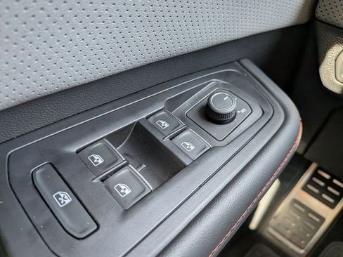 Certified 2025 Volkswagen Atlas Peak Edition SE AWD/4WD image 26