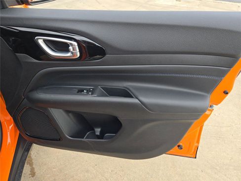 New 2026 Jeep Compass Latitude image 6