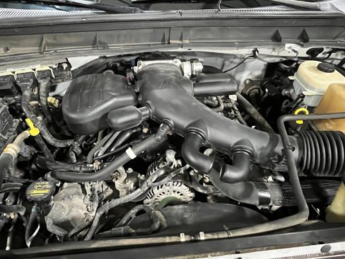 Used 2013 Ford F450 XL w/ PWR Equipment Group image 15