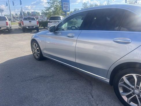 Used 2016 Mercedes-Benz C 300 4MATIC Sedan image 4