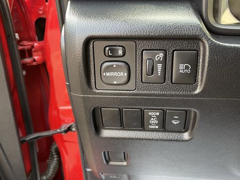 Certified 2024 Toyota 4Runner SR5 AWD/4WD image 25