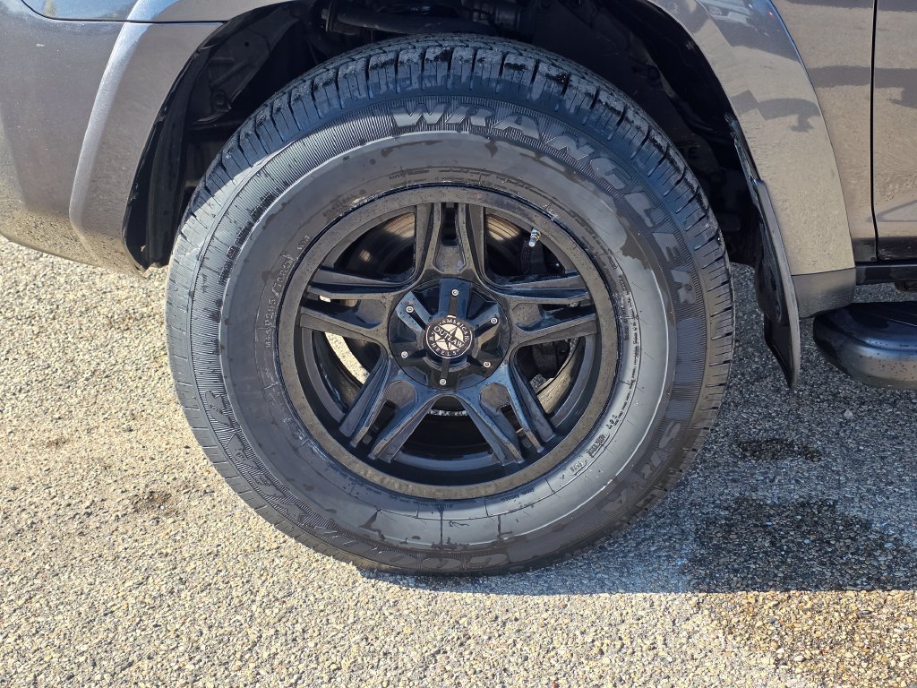 Used 2018 Toyota 4Runner TRD Off-Road Premium w/ Wilderness Package AWD/4WD image 14