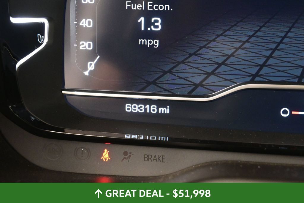 Used 2023 GMC Yukon Denali AWD/4WD image 42