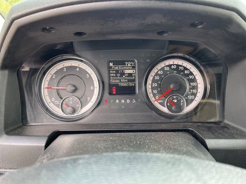 Used 2021 RAM 1500 Classic SLT image 14