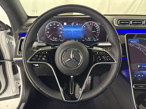 New 2026 Mercedes-Benz S 580e 4MATIC Sedan image 16