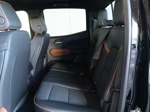 New 2026 GMC Canyon AT4 AWD/4WD image 13