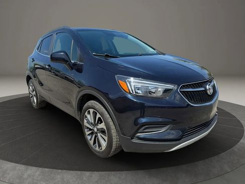 Used 2021 Buick Encore Preferred AWD/4WD image 3