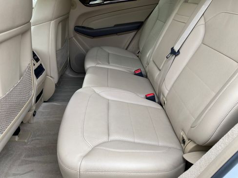 Used 2015 Mercedes-Benz ML 350 2WD w/ Premium 1 Package image 42