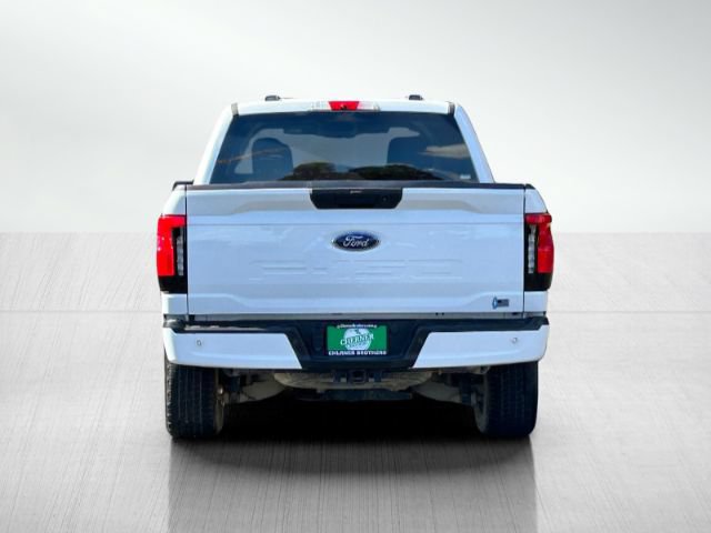 Used 2022 Ford F150 Lightning XLT AWD/4WD image 5