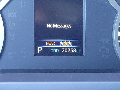 Used 2023 Toyota Tundra Limited w/ Power Package image 8