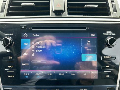 Used 2019 Subaru Outback 2.5i Limited image 14