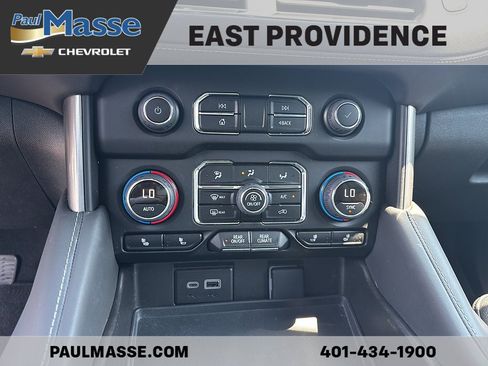 Used 2023 Chevrolet Suburban Z71 w/ Luxury Package AWD/4WD image 14