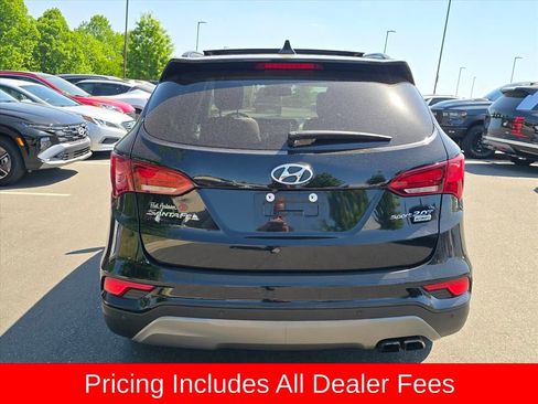 Used 2017 Hyundai Santa Fe Sport FWD image 4
