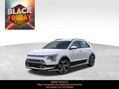 New 2025 Kia Niro SX Touring