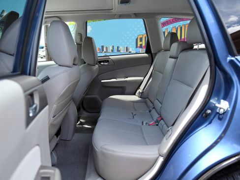 Used 2010 Subaru Forester 2.5X Limited AWD/4WD image 16