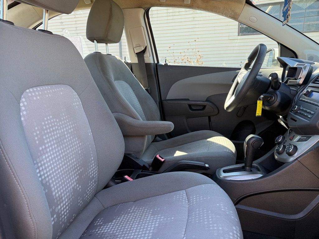 Used 2012 Chevrolet Sonic LS FWD image 8