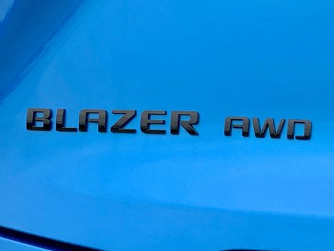 New 2025 Chevrolet Blazer LT w/ Midnight/Sport Edition image 22