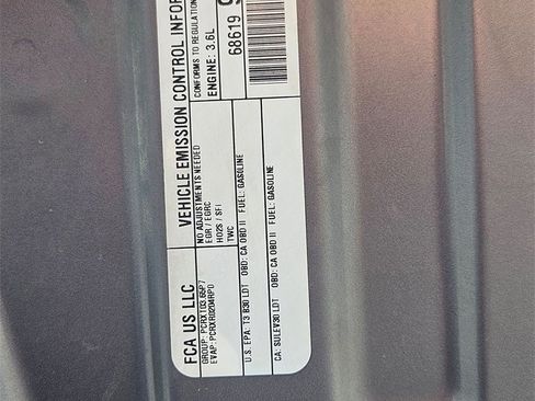 Used 2023 Jeep Grand Cherokee L Laredo image 40