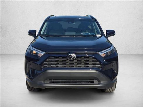 Used 2025 Toyota RAV4 XLE w/ Convenience Package FWD image 2